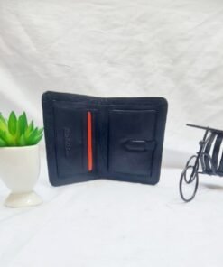 স্মার্ট পুরুষের স্মার্ট চয়েস Premium Leather Wallet (Black