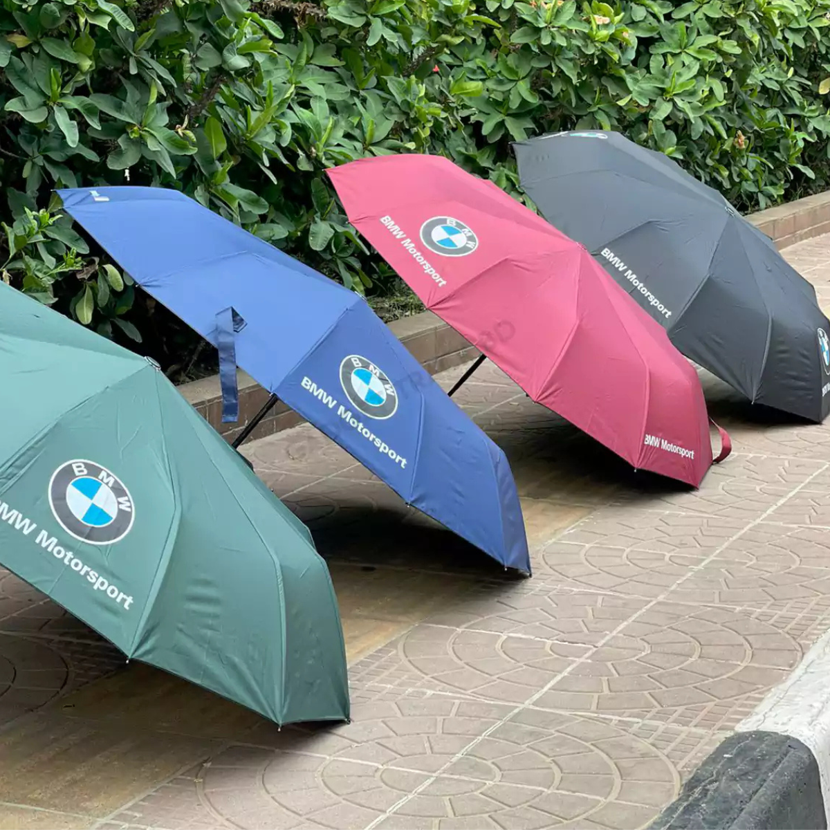 BMW Umbrella 16 rib (16K-48 Bones Full auto open & close) - Image 2
