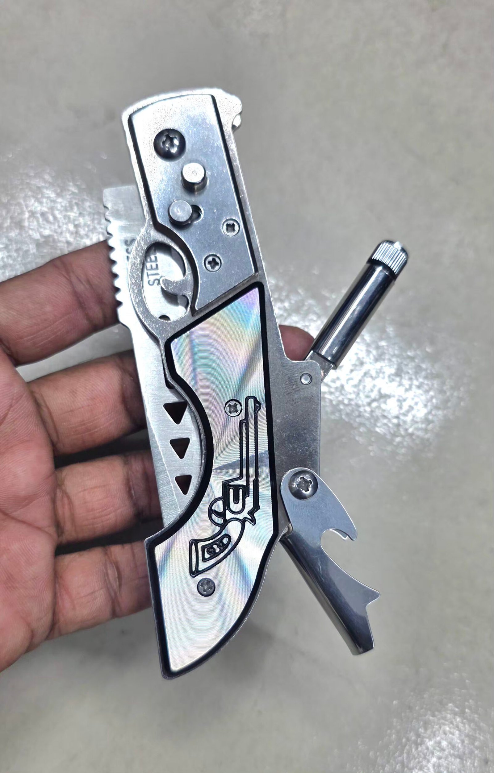 Creative Revolver Pistol Design Pocket Folding Knife with Sturdy Metallic Finish - Image 4